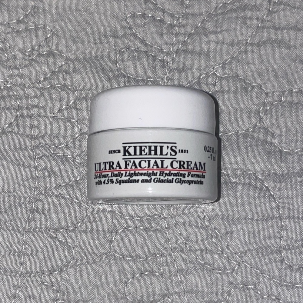 EVER OPENED - Travel Size Kiehl’s Ultra Facial Cream
0.25oz